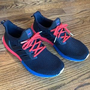 Adidas Ultraboost DNA 4.0 - size 10.5